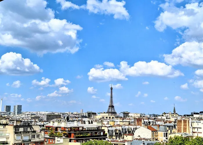 Vue Exceptionnelle Sur La Tour Eiffel